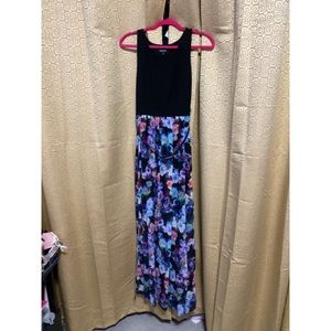 Evernew black and floral maxi
